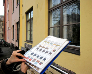 Thorvald Lindqvist's unique research from the 1980s provides Information about historical colours of Helsinki for today's builders and restorers. Photo Helsinki City Building Supervision Office/Leena Jaskanen.